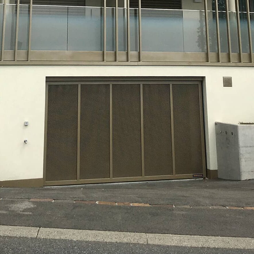 Porte de garage collective
